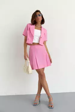 Костюм с юбкой плиссе и коротким жакетом - розовый цвет, S (есть размеры)