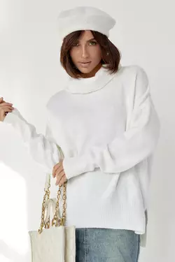 Женский свитер oversize с разрезами по бокам - молочный цвет, S (есть размеры)