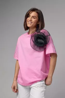 Женская трикотажная футболка с объемным цветком - розовый цвет, L (есть размеры)