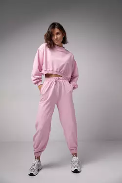 Женский спортивный костюм с укороченным свитшотом и джоггерами - розовый цвет, L (есть размеры)