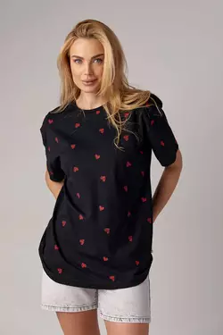 Женская футболка украшена сердечками - черный цвет, M (есть размеры)