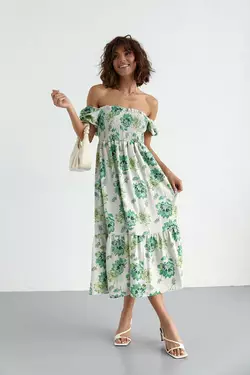 Летнее платье в цветочный узор с открытыми плечами - зеленый цвет, L (есть размеры)