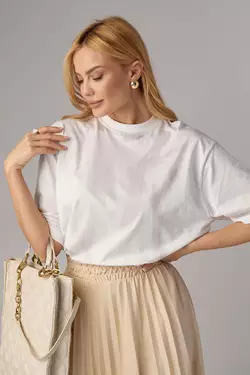 Трикотажная женская футболка с лаконичным принтом - молочный цвет, L (есть размеры)