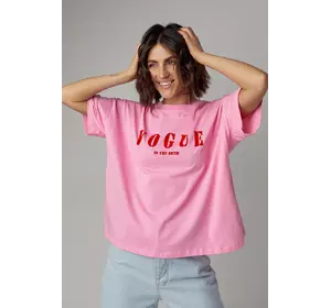Женская футболка oversize с надписью Vogue - розовый цвет, L (есть размеры)